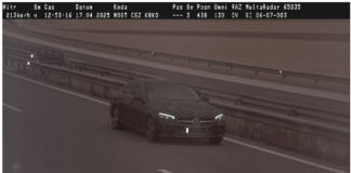 Namerili so mu 213 km/h na avtocesti pri Obrežju