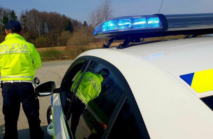 Včeraj pestro na cestah na območju Brežic