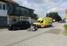 Dobova: 81-letni motorist lažje poškodovan