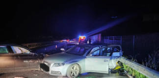 Nesreča na avtocesti med Drnovim in Smednikom