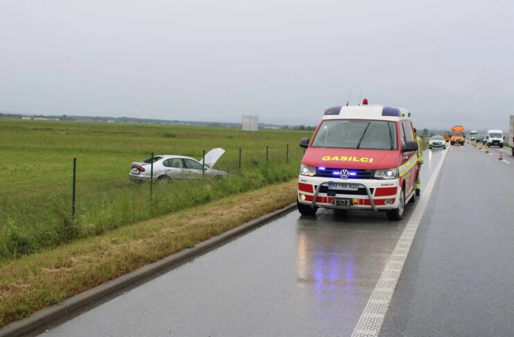 Nesreča na avtocesti pri Mrtvicah