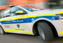 Otroka udarila in okradla oškodovanko
