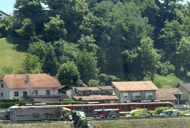 Huda prometna nesreča na krški obvoznici
