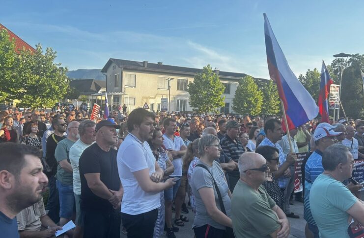 V Šentjerneju protestniki zahtevali varnost in ukrepanje države