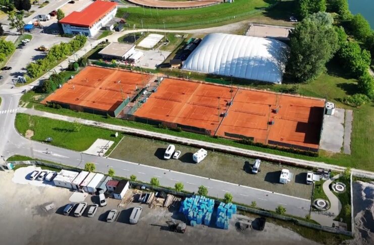 V Krškem prenavljajo teniška igrišča