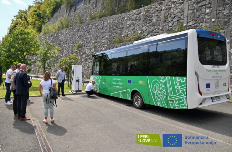 Krško: Z vožnjo v uporabo predali nov električni avtobus
