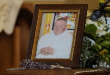 Na Bizeljskem so se poslovili od župnika Vlada Leskovarja