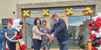 V Brežicah odprli nov Veterinarski center Trnje