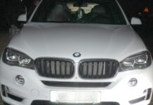 V Rigoncah ustavili BMW poln državljanov Turčije