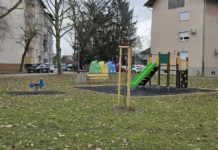 V Brežicah urejen park med Šolsko in Kettejevo ulico