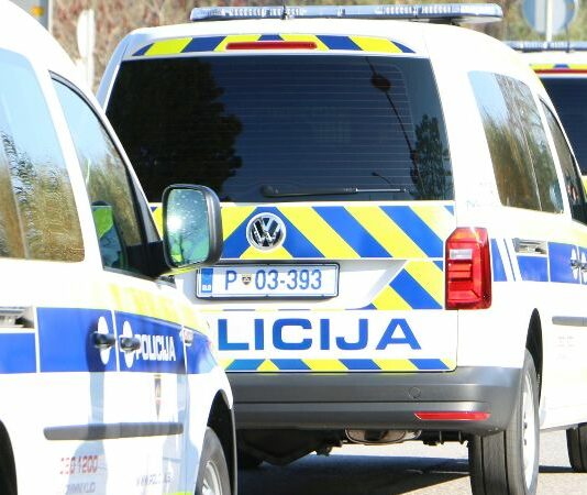 Krško: Vinjen za volanom povzročil prometno nesrečo