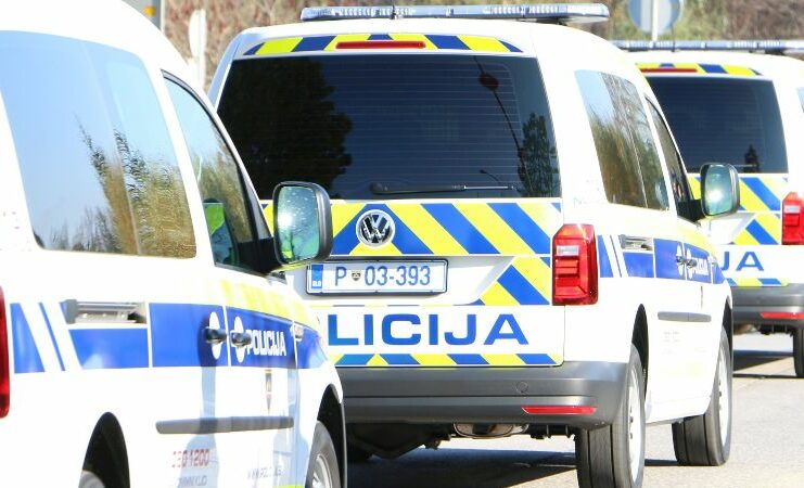 Krško: Vinjen za volanom povzročil prometno nesrečo