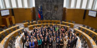 1. redna seja postregla tudi z novim predsednikom Državnega zbora RS