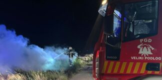 V Vrbini zagorel traktor, požar tudi v Kerinovem Grmu