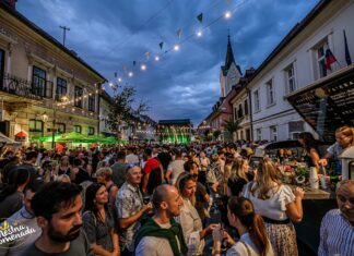 Začetek Mestne promenade v Brežicah z “rekordnim številom obiskovalcev”