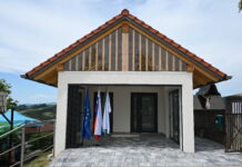 V Rovišču s prenovljeno poslovilno vežico