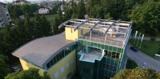 Kostak po današnjih medijskih navedbah uvaja interni nadzor poslovanja